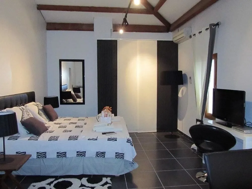 Bed & Breakfast Bed and Breakfast Le Mas Shabanou Roquefort Les Pins