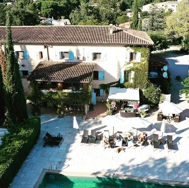 Bed and Breakfast Le Mas Shabanou Roquefort Les Pins 3*,  Francie